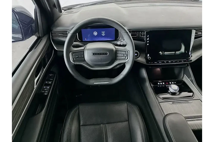 $37997 : Jeep Wagoneer L 2024 4x2 Ser image 10