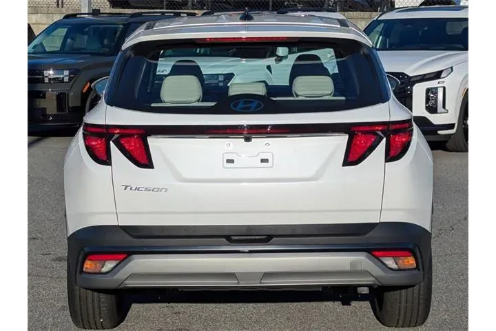 $25594 : Hyundai TUCSON 2025 SE 4dr S image 6
