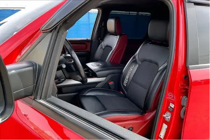 $37586 : Ram 1500 2021 4x4 Rebel 4dr image 7