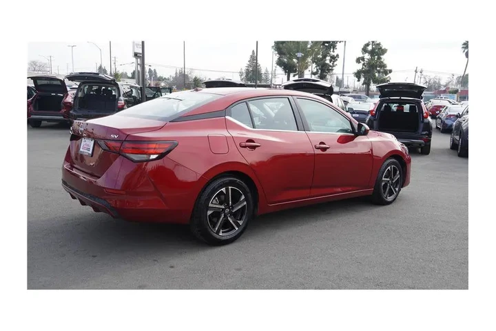 $18984 : 2024 Sentra SV image 6