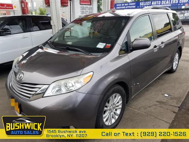 $18995 : Used 2015 Sienna 5dr 8-Pass V image 4
