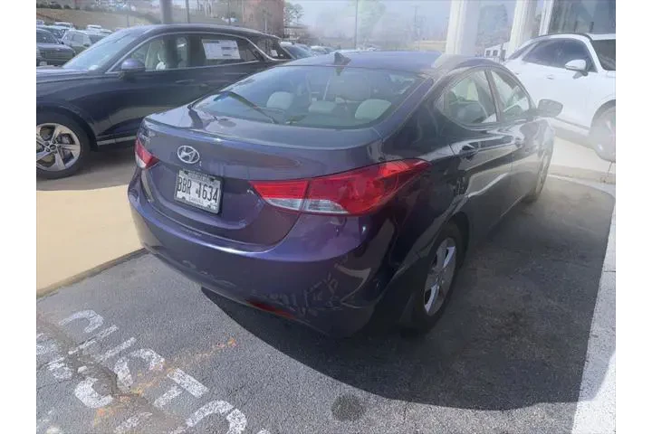$8451 : Hyundai ELANTRA 2013 GLS 4dr image 4