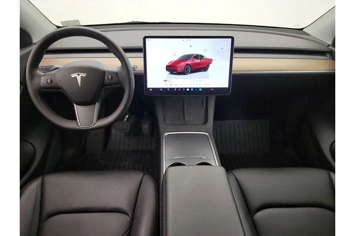 $29998 : Tesla Model Y 2022 AWD Long image 9
