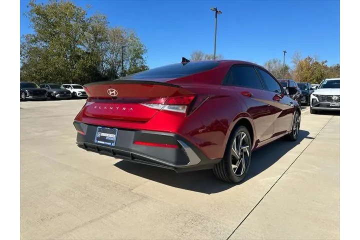 $21543 : Hyundai ELANTRA 2025 SEL Spo image 5