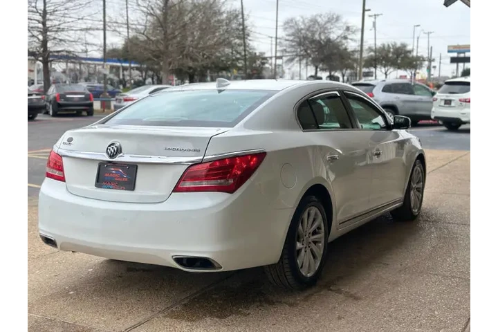 $9499 : 2016 LaCrosse Leather image 9
