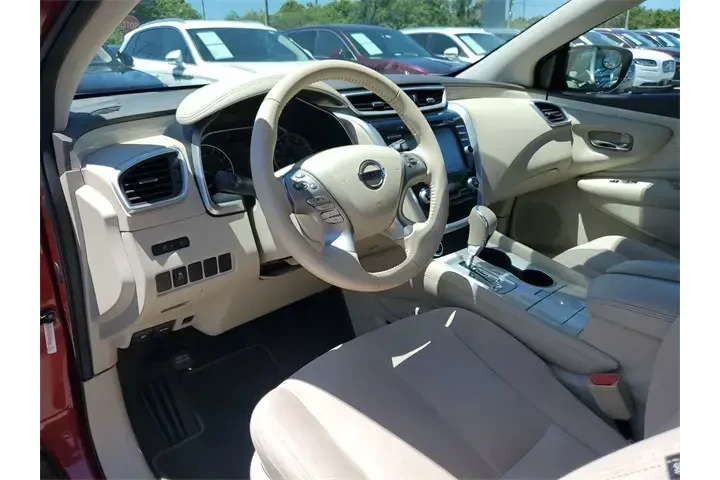 $11990 : Nissan Murano 2016 S 4dr SUV image 10