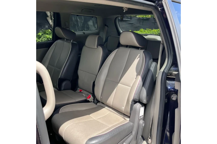 $14000 : Kia Sedona 2019 image 2