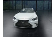 $36988 : Lexus ES 350 2022 4dr Sedan thumbnail