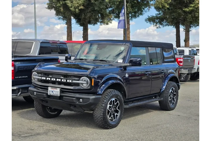 $27988 : Ford Bronco 2021 4x4 Outer B image 8
