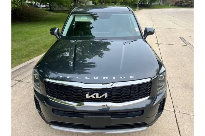 $15997 : 2022 Telluride LX image 3