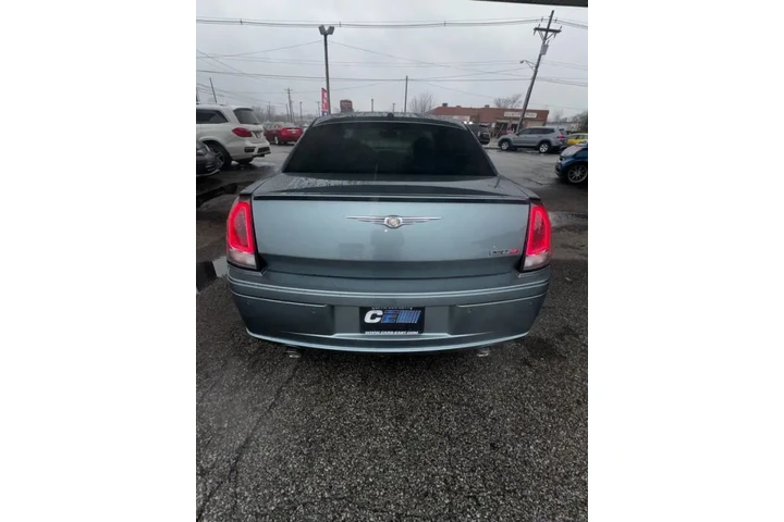 2006 300 SRT-8 image 5