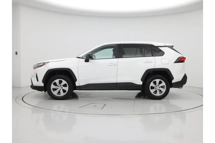 $26998 : Toyota RAV4 2024 AWD LE 4dr image 3