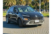$17990 : Hyundai KONA 2023 SEL 4dr Cr thumbnail