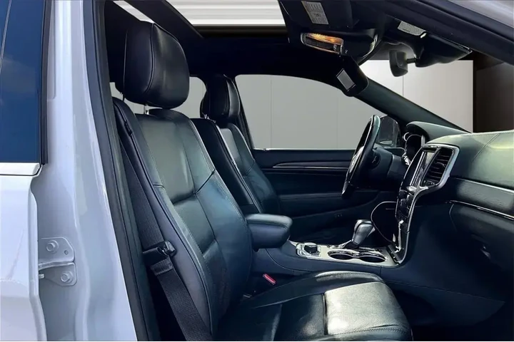 $20832 : Jeep Grand Cherokee 2018 4x4 image 7