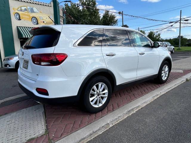 $12995 : 2019 Sorento LX V6 image 4