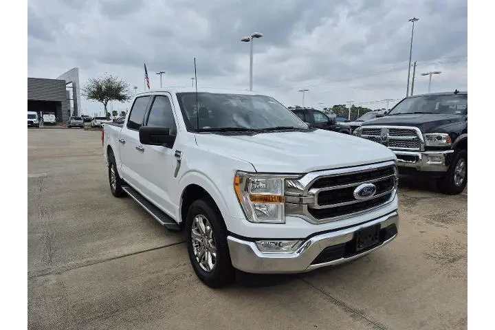 $34981 : Ford F-150 2023 4x2 XLT 4dr image 2