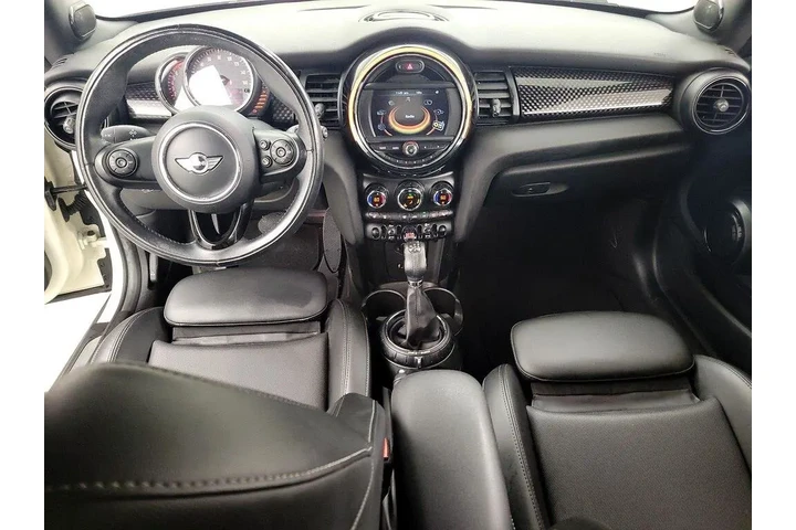 $18998 : MINI Convertible 2017 Cooper image 9