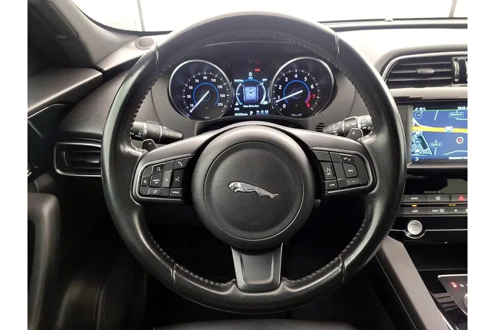 $19998 : Jaguar F-PACE 2018 AWD 30t P image 10