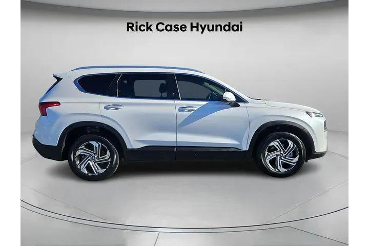 $18991 : Hyundai SANTA FE 2023 SEL 4d image 4