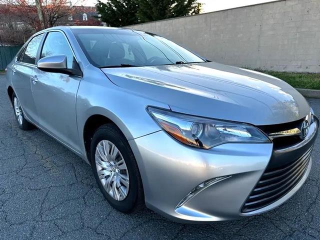 $11999 : Used 2016 Camry 4dr Sdn I4 Au image 1
