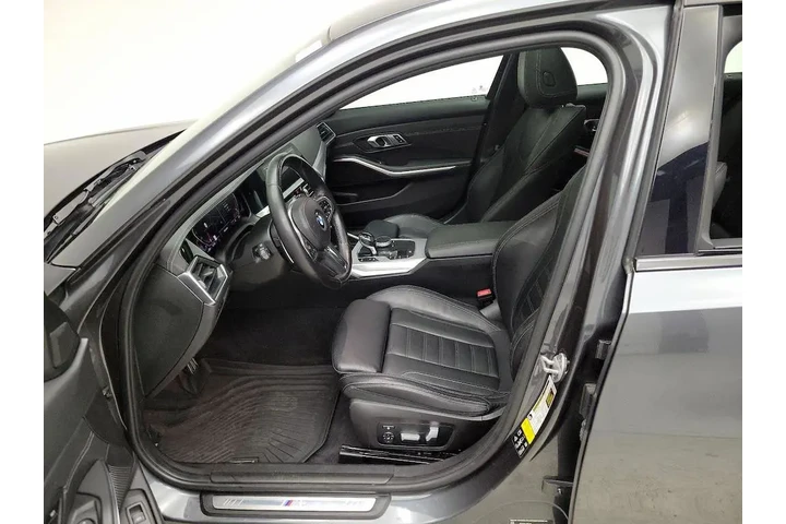 $30998 : BMW 3 Series 2021 AWD 330i x image 10