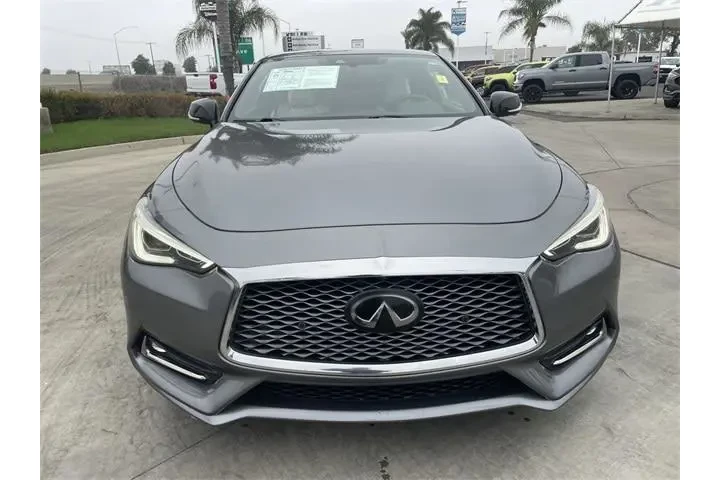 $32555 : INFINITI Q60 2020 Red Sport image 3