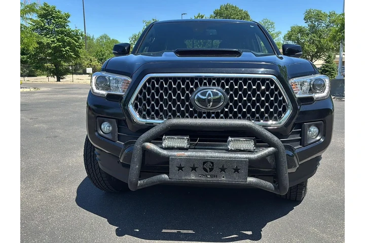 $30299 : Silver Certified 2018 Tacoma image 6