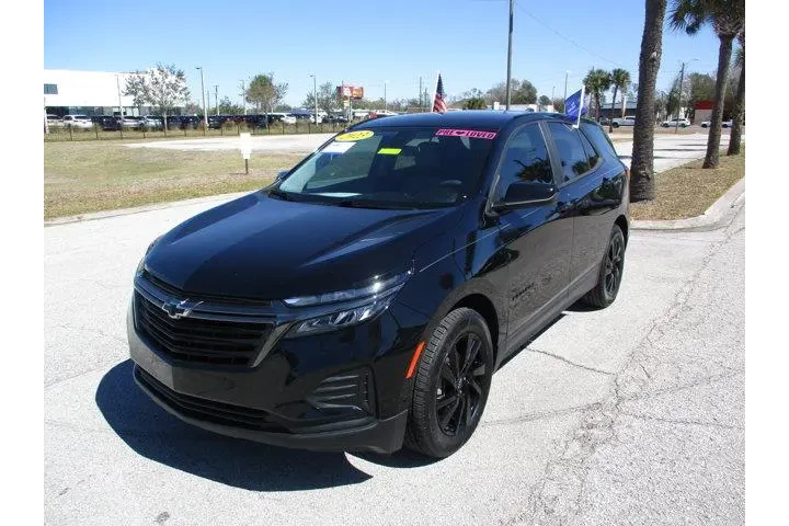 $18695 : Chevrolet Equinox 2023 LS 4d image 3