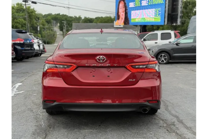 $21495 : 2023 Camry XLE image 5