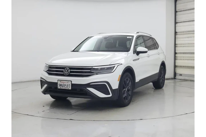$21998 : Volkswagen Tiguan 2024 SE 4d image 4