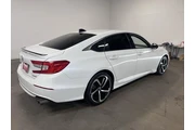 $22938 : Honda Accord 2021 Sport 4dr thumbnail