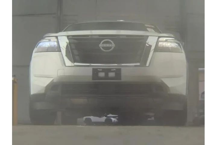 $26299 : Nissan Pathfinder 2024 AWD S image 4