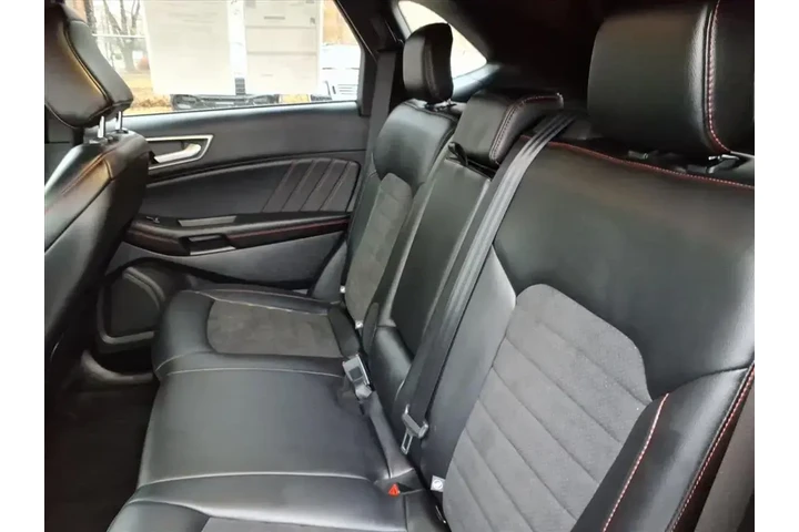 $27345 : Ford Edge 2022 AWD ST-Line 4 image 7