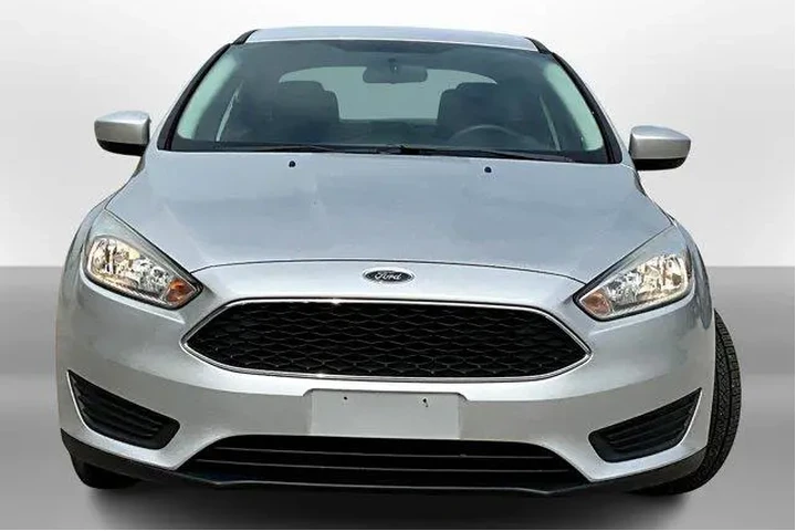 $14491 : Ford Focus 2018 SE 4dr Sedan image 3