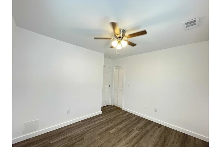 $24000 : Apt 2 recamaras - remodelado image 7