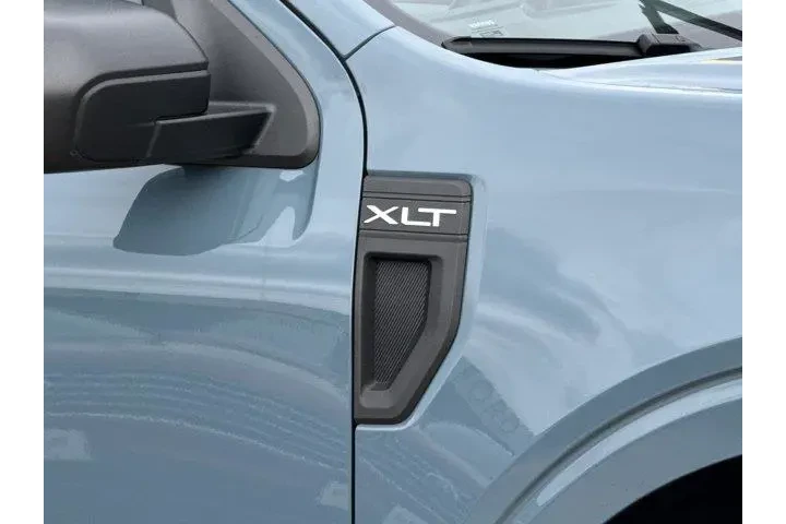 $28444 : Ford Maverick 2023 XLT 4dr S image 4