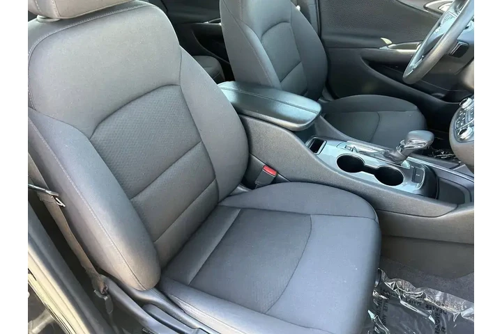 $16395 : Chevrolet Malibu 2023 LT 4dr image 10