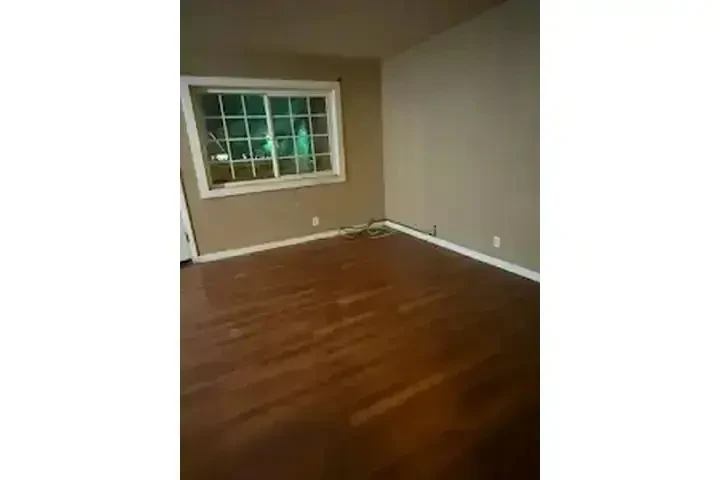 2 RECÁMARAS, 1 BAÑO image 2