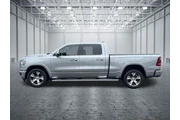 $39995 : Ram 1500 2020 4x4 Laramie 4d thumbnail