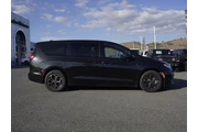 $27011 : Chrysler Pacifica Hybrid 202 thumbnail