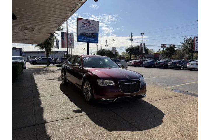 $16499 : 2019 300 Limited image 3