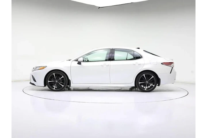 $25998 : Toyota Camry 2020 XSE V6 4dr image 3