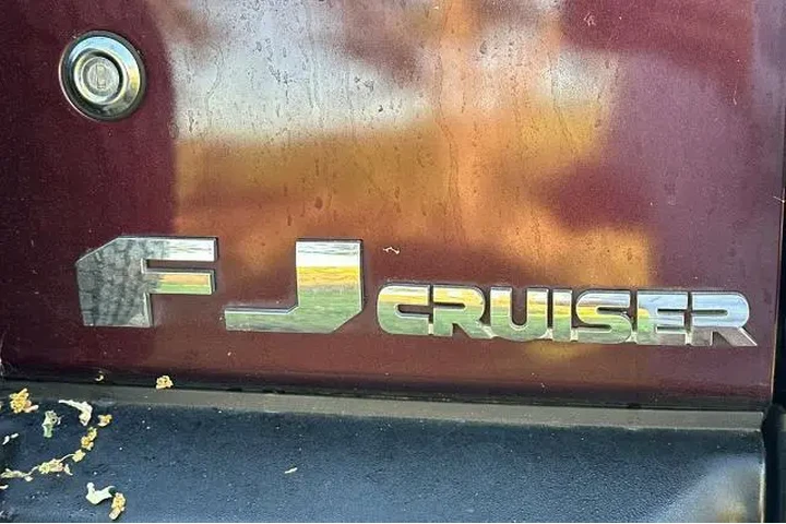 $14934 : Toyota FJ Cruiser 2007 4dr S image 8