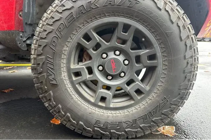 $36995 : Toyota 4Runner 2023 4x4 SR5 image 7