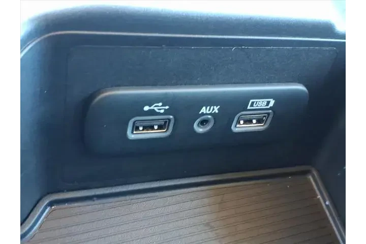 $26988 : Ram 1500 Classic 2024 4x2 SL image 10