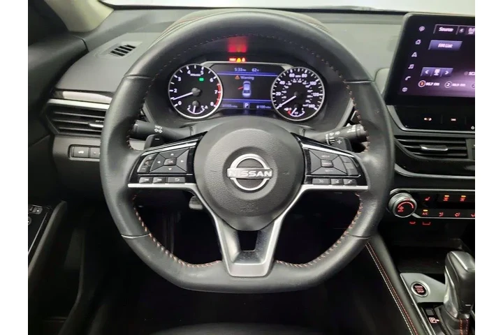 $24998 : Nissan Altima 2024 2.5 SR 4d image 10