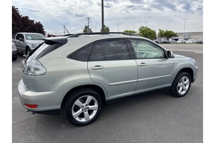 $8888 : 2004 RX 330 image 10