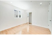 $2500 : 3bd and 2bath for rent at LA thumbnail