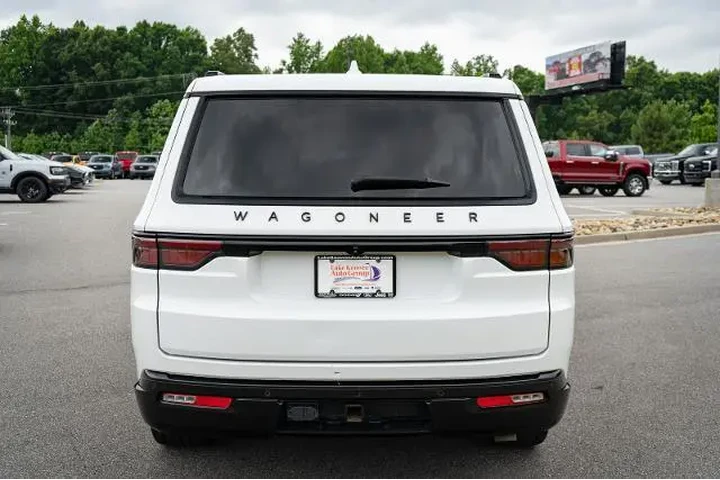 $33888 : Jeep Wagoneer 2022 4x4 Serie image 8