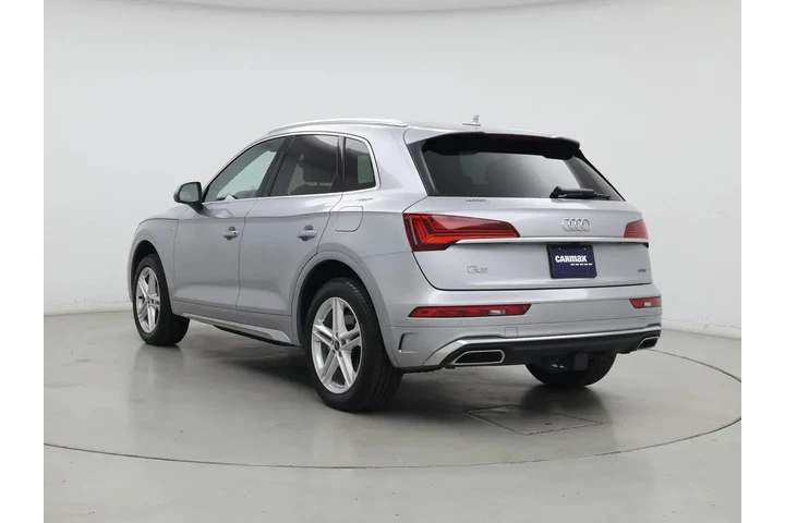 $35998 : Audi Q5 2023 AWD e quattro S image 2